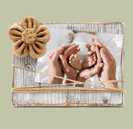 Imprimir fotos es la manera más hermosa de conservar un recuerdo, de ese momento especial. Una boda, un cumpleaños, un bautizo, la familia, una cena romántica, una escapada a la playa para disfrutar del atardecer o simplemente el reencuentro con los amigos.