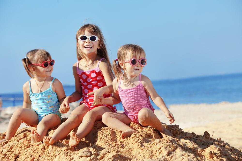 Consejos para evitar que los niños se quemen en la playa