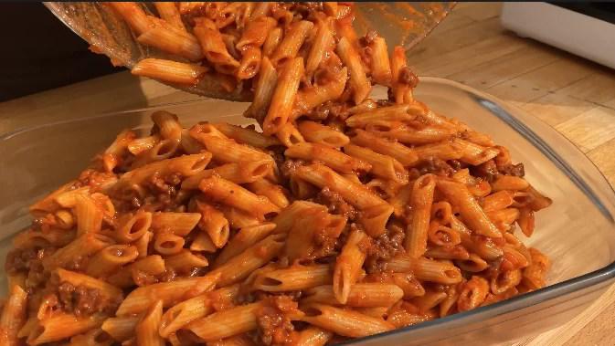 MACARRONES BOLOÑESA "AL GRATIN"