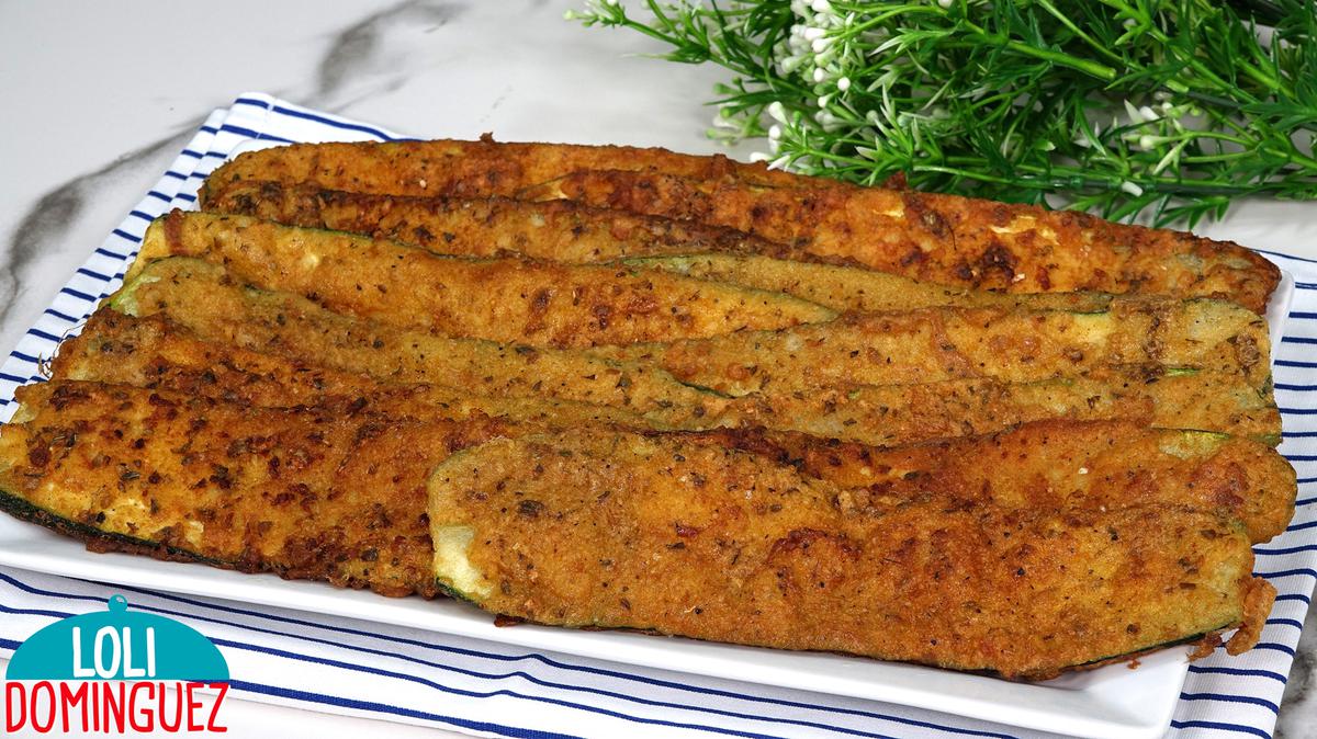 CÓMO HACER EL MEJOR CALABACÍN. ¡Estos filetes están más buenos que la carne!, cocinado así quedan unos filetes de calabacín que son una delicia, tiernos, jugosos y con un rebozado lleno de sabor