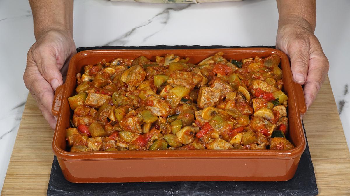 CARNE CON PISTO UN CLÁSICO DEL VERANO. Esta comida no falta en casa ningún verano - Loli Domínguez - Foto 7