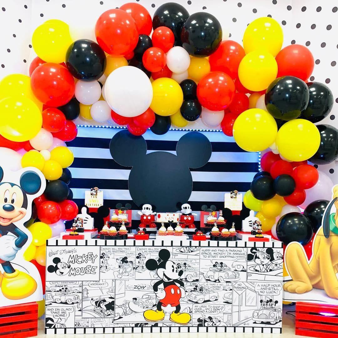Mesa principal de Mickey Mouse
