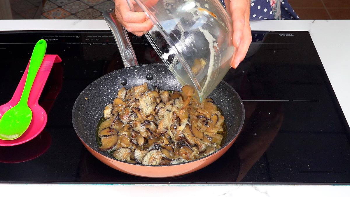 TORTILLA DE BERENJENA. Con la receta de mi madre, una recta con solo 3 ingredientes - Loli Domínguez - Foto 5