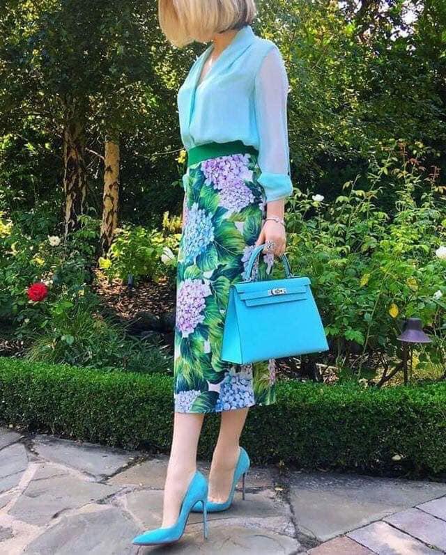 look con faldas tipo lapiz para mujeres maduras