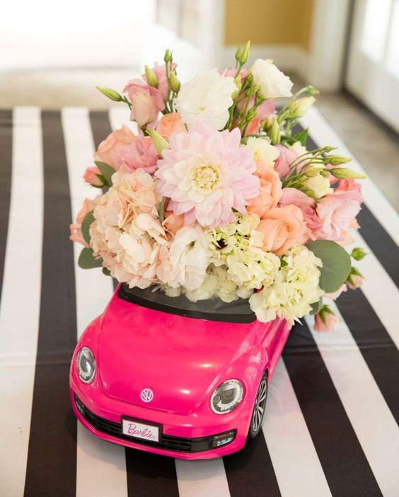 Centros de mesa de Barbie para fiesta de quince años