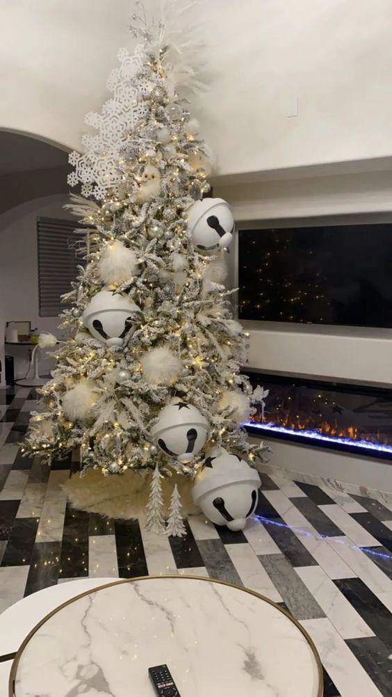 arbol de navidad Blanco y Plata