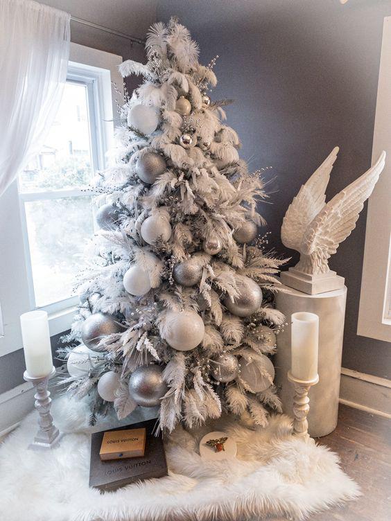 arbol de navidad Blanco y Plata