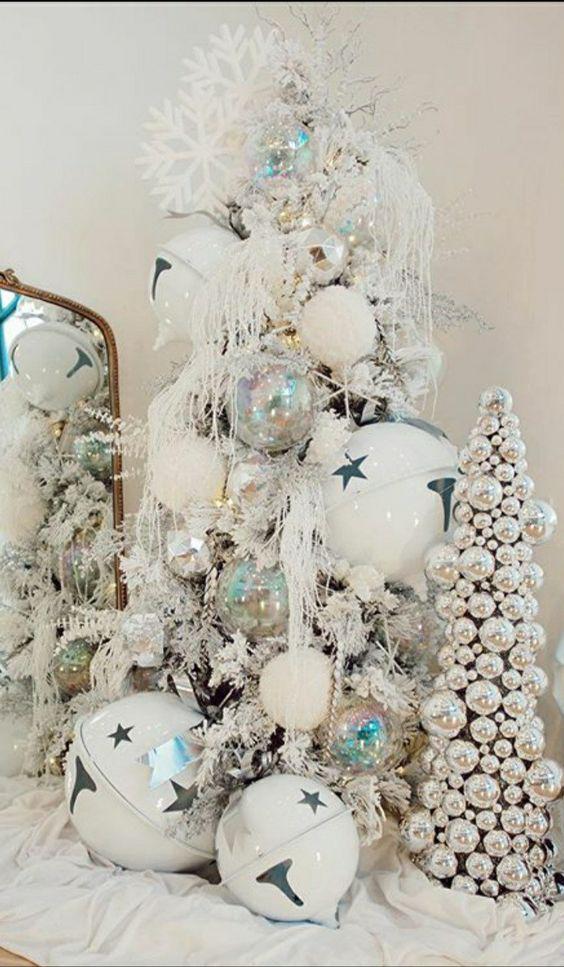 arbol de navidad Blanco y Plateado