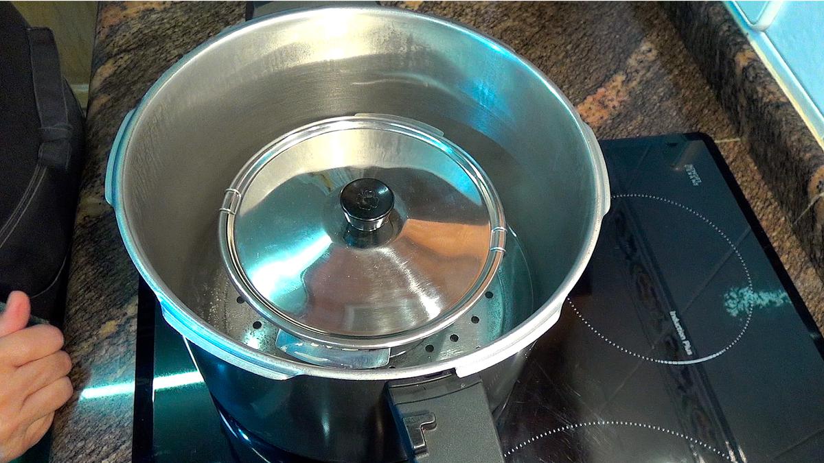 FLAN DE LECHE CONDENSADA EN 10 MINUTOS. Sin horno y de tamaño familiar - Loli Domínguez - Foto 3