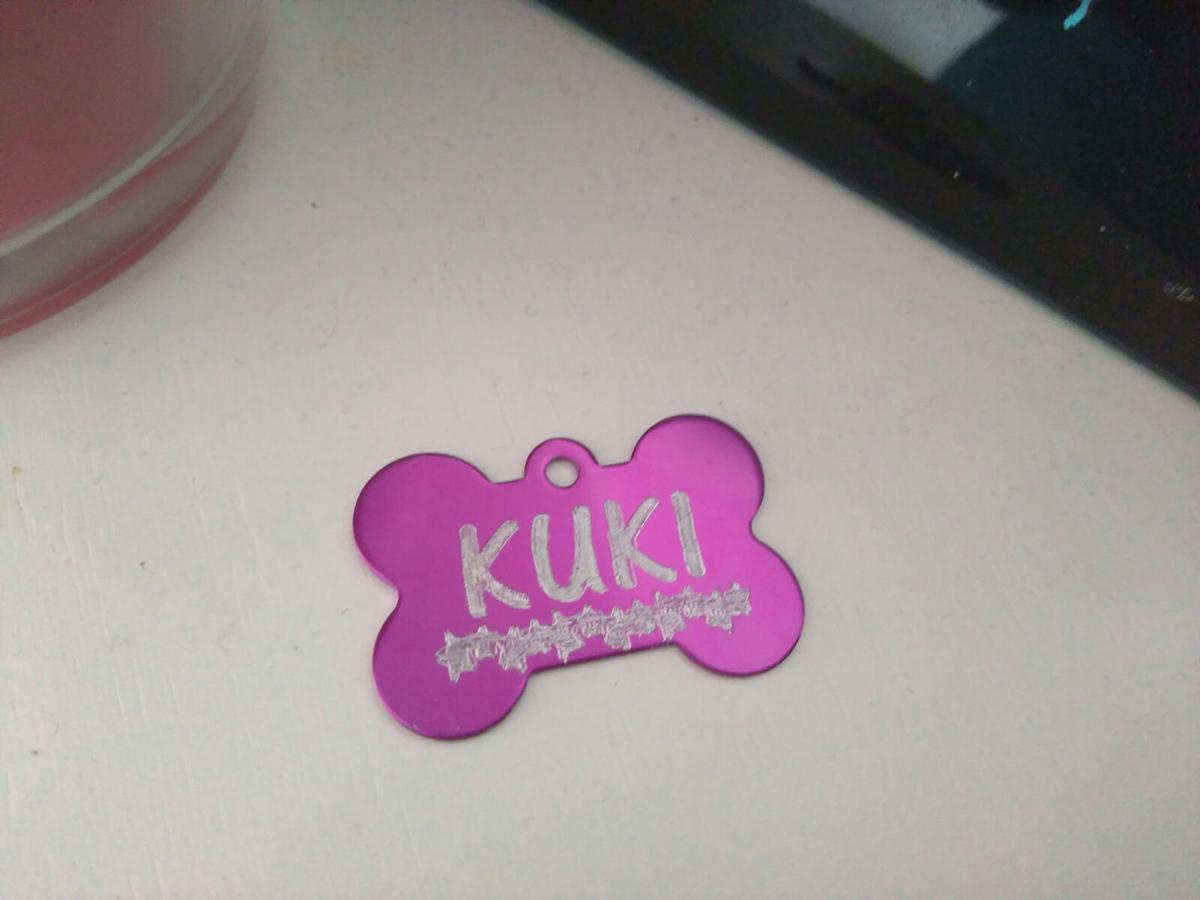 Prueba Grabado chapas con Curio. Primeras pruebas