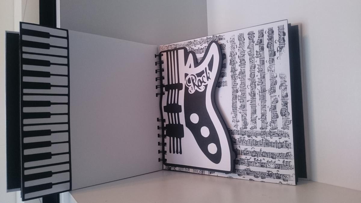 Corte con curio para álbum música