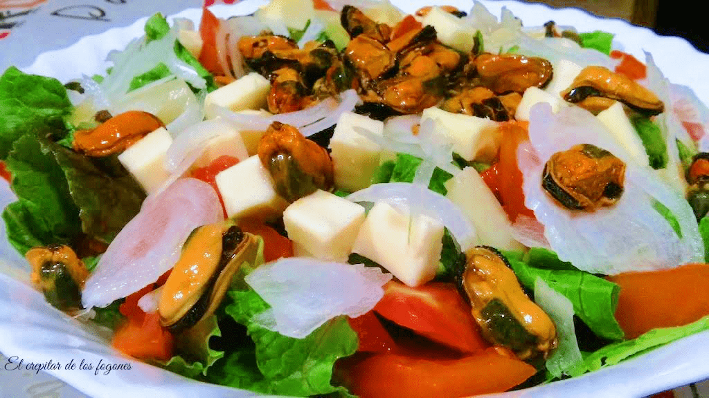 ensalada mixta de atún