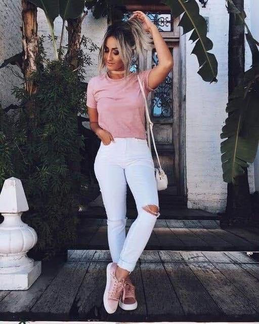 Pantalones blancos de verano para mujeres de 40 años o más