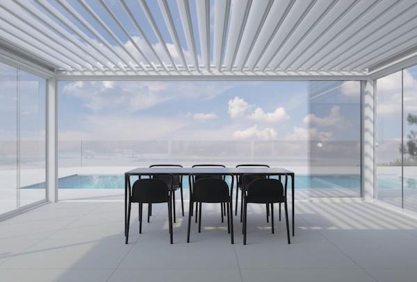 Pérgola bioclimática de Glass by gaviota 