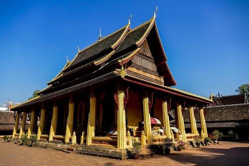 La arquitectura de templos sagrados es una manifestación palpable de la espiritualidad y las creencias de diversas religiones en todo el mundo.
