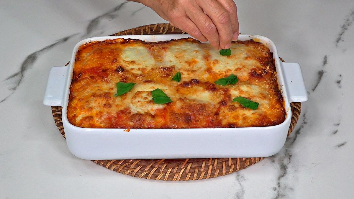BERENJENAS A LA PARMESANA. ¡La mejor receta con berenjenas!, deliciosa, fácil y además vegetariana - Loli Domínguez - Foto 6