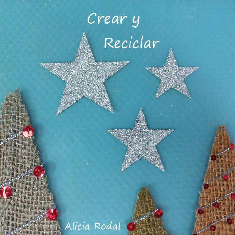 Si quieres tener tu casa con una decoración sencilla, no te pierdas esta bella manera de hacer manualidades con tela de arpillera y otros materiales reciclados. Esta preciosa manualidad la podemos hacer para decorar nuestra casa, vender o regalar. DIY