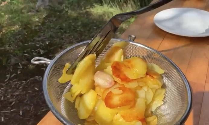 Cazuela de SETAS con Patatas una Cena Fácil para triunfar!