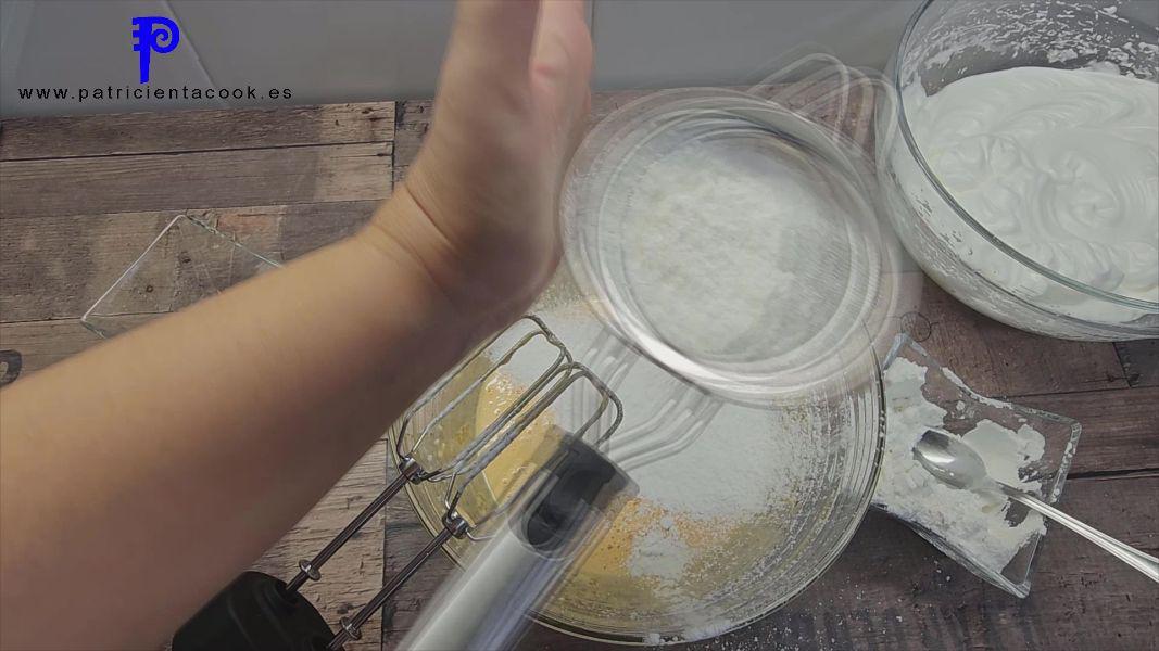 Brazo gitano relleno de nata (crema de leche) con yema tostada SIN GLUTEN. PatricientaCook.