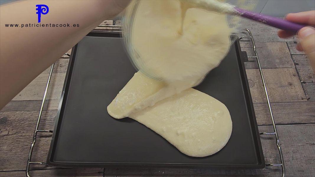 Brazo gitano relleno de nata (crema de leche) con yema tostada SIN GLUTEN. PatricientaCook.