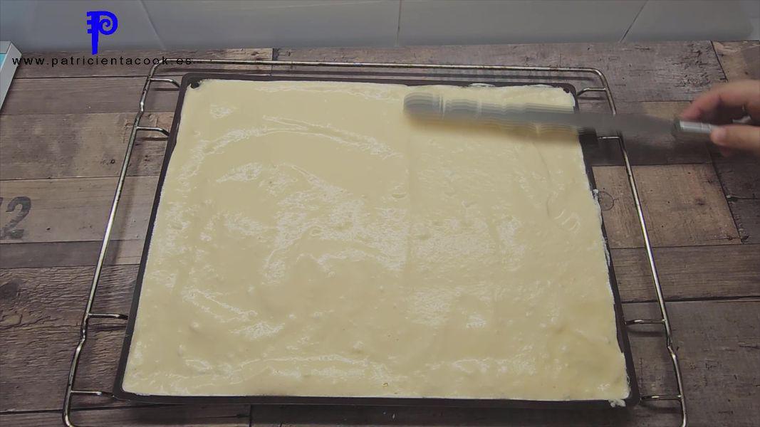 Brazo gitano relleno de nata (crema de leche) con yema tostada SIN GLUTEN. PatricientaCook.