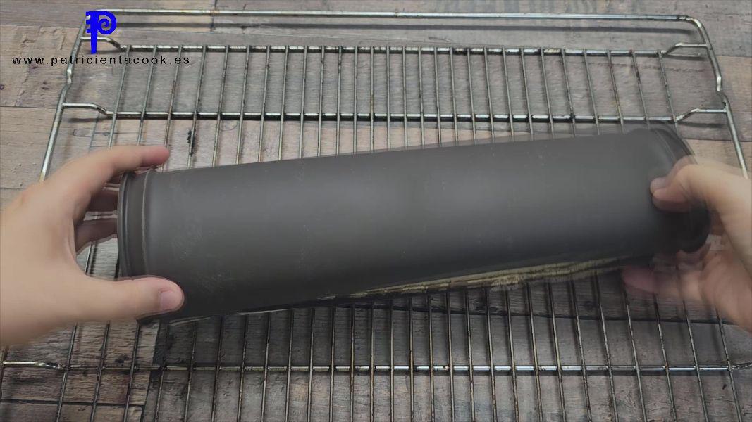 Brazo gitano relleno de nata (crema de leche) con yema tostada SIN GLUTEN. PatricientaCook.