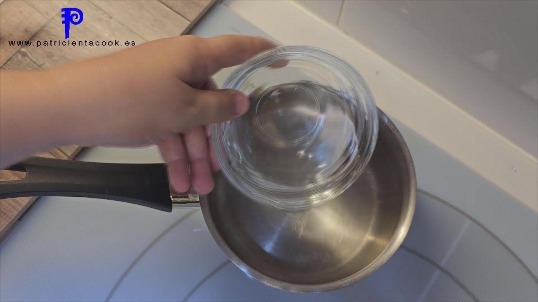 Brazo gitano relleno de nata (crema de leche) con yema tostada SIN GLUTEN. PatricientaCook.