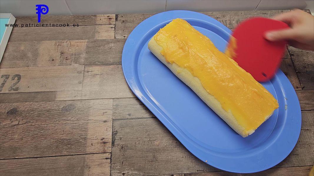 Brazo gitano relleno de nata (crema de leche) con yema tostada SIN GLUTEN. PatricientaCook.