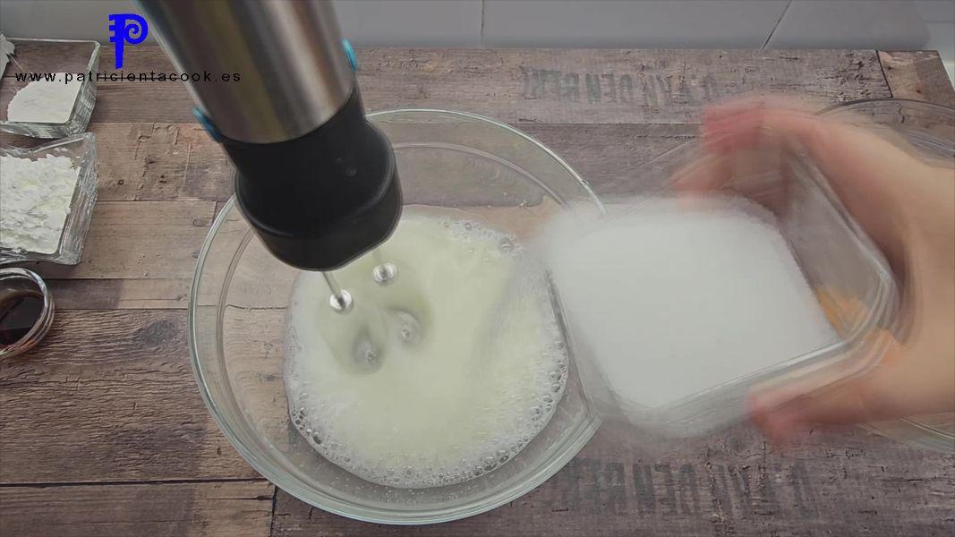 Brazo gitano relleno de nata (crema de leche) con yema tostada SIN GLUTEN. PatricientaCook.