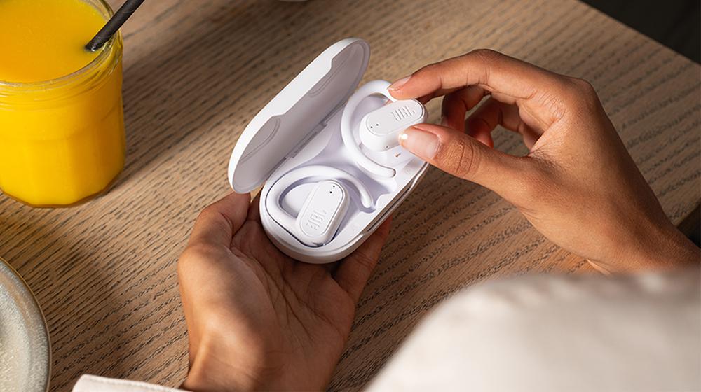 JBL Soundgear Sense en blanco