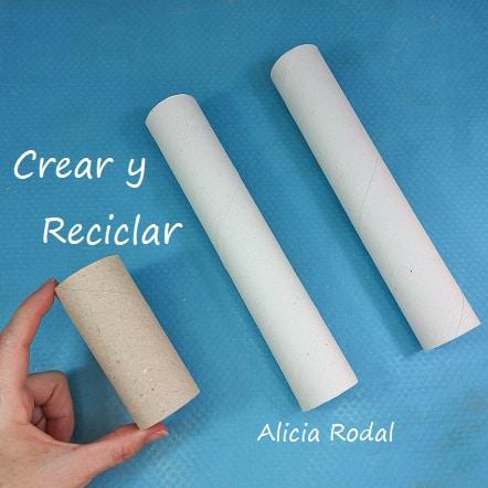 ¿Todavía no sabes cómo decorar tu árbol de Navidad? ¿Quieres aprender a hacer unos preciosos adornos navideños con rollos de cartón, fácil, rápido y económicos? Pues en este tutorial te enseño más de 10 diseños o figuras navideñas donde elegir, o simplemente las puedes hacer todas.