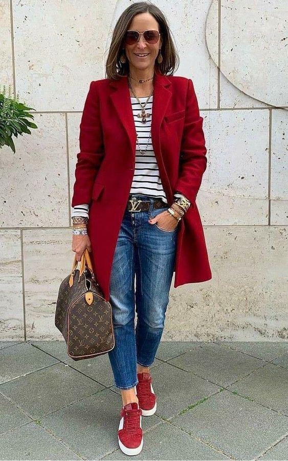 Diferentes outfits con prendas complementarias para otoño