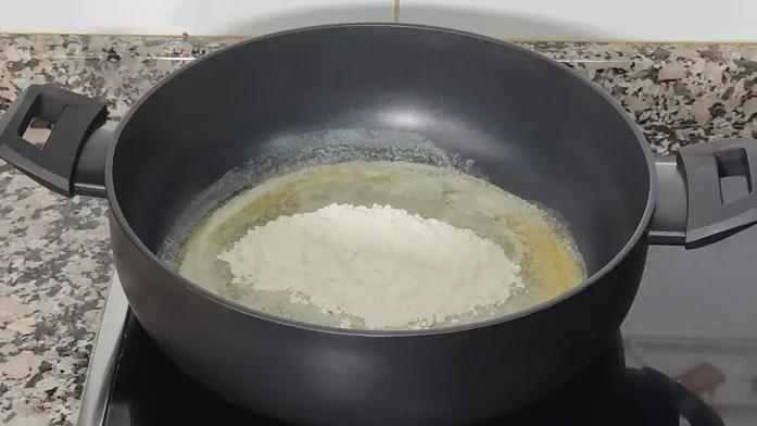 receta de bitterballen paso 1a