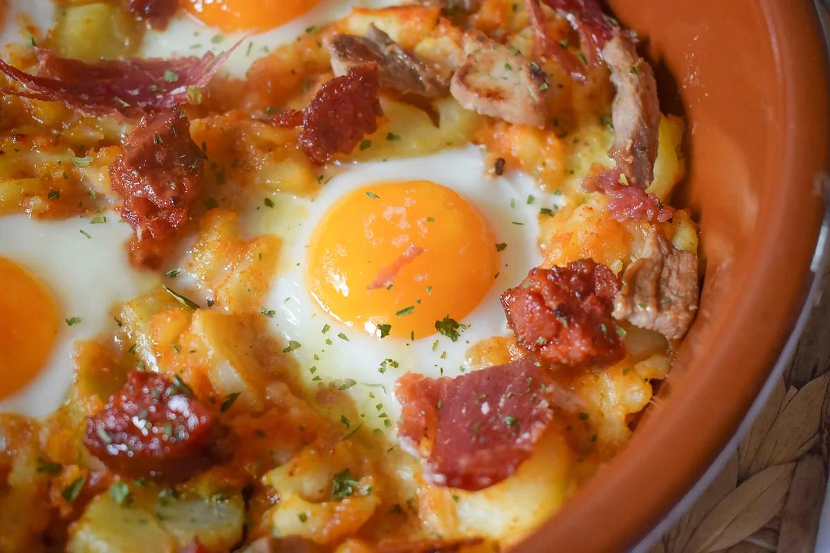 receta de huevos a la salmantina