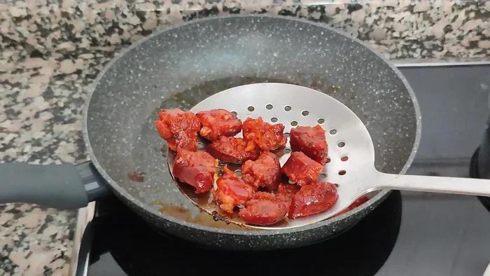 como hacer huevos salmantina paso 2d