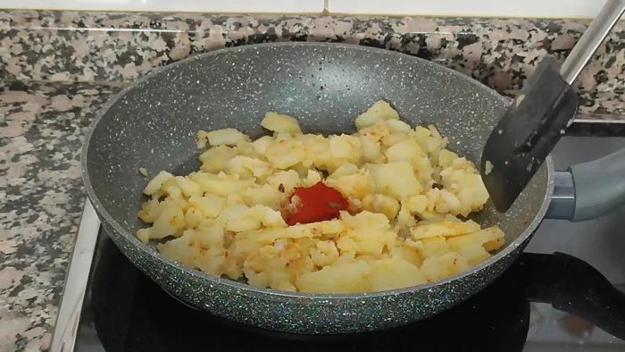 como hacer huevos salmantina paso 3b