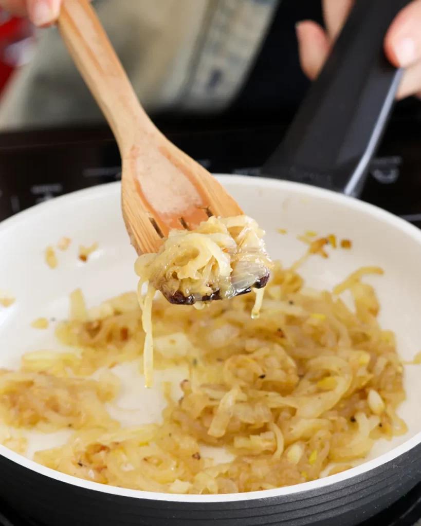 halloumi burger queso portobello sandwich