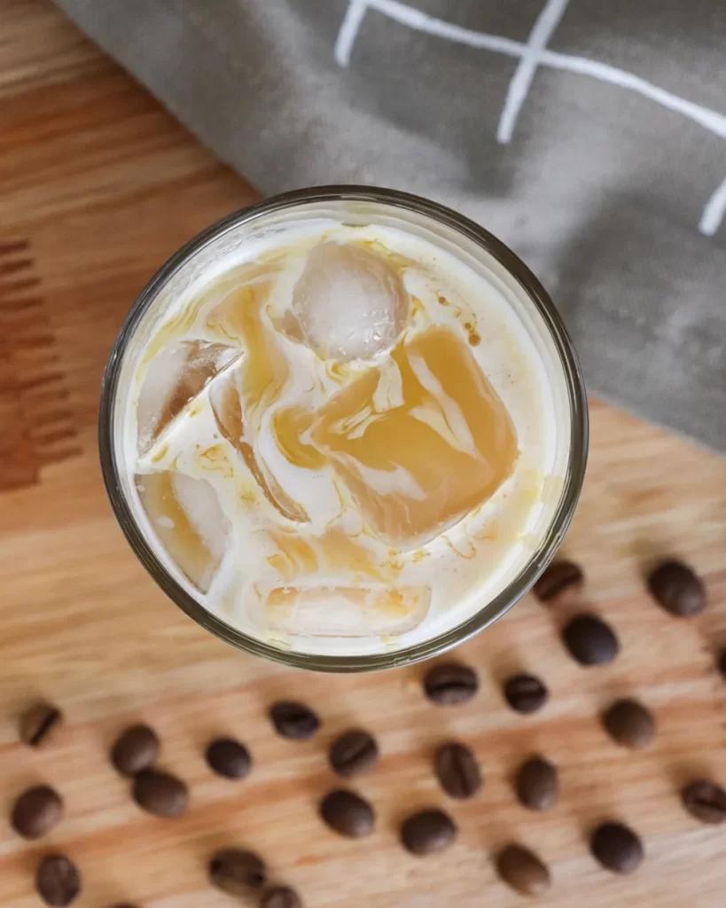 iced latte cafe frio helado