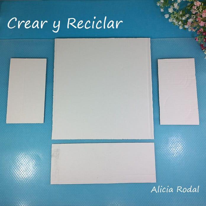 Las manualidades son un arte en sí mismas y si además las combinamos con materiales reciclados, obtendremos objetos únicos, originales, creativos y muy útiles, como este precioso y práctico organizador de mesa, que vamos a hacer con una simple caja de zapatos de cartón.