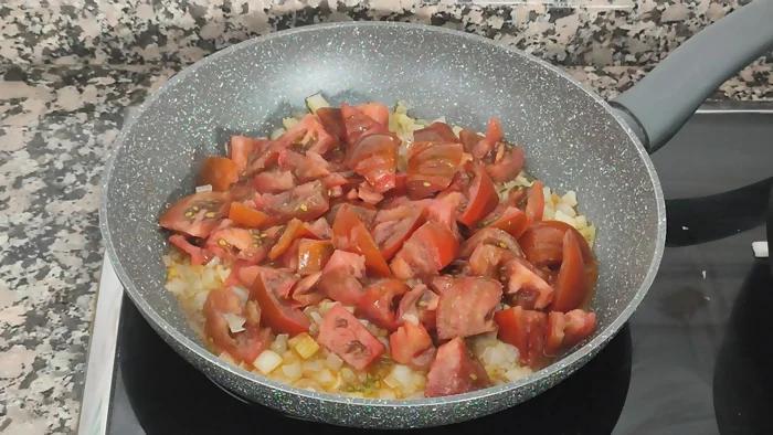 como hacer salsa siciliana paso 2