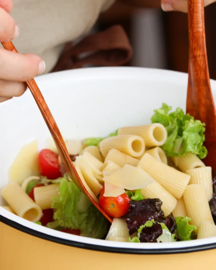 ensalada pollo pasta fresca rapida