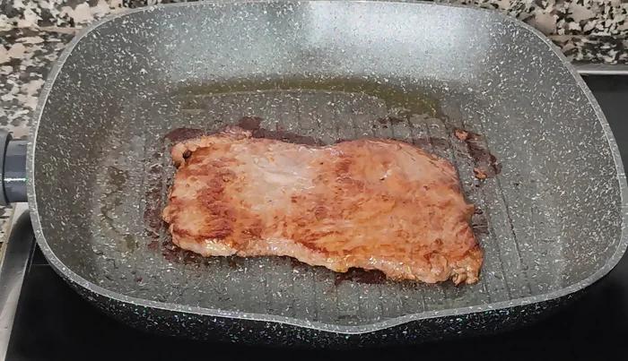 como hacer bistec a caballo 2