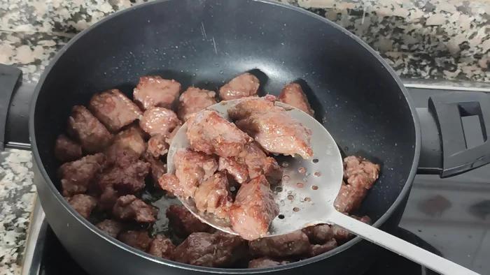 ternera guisada a la cerveza paso 2