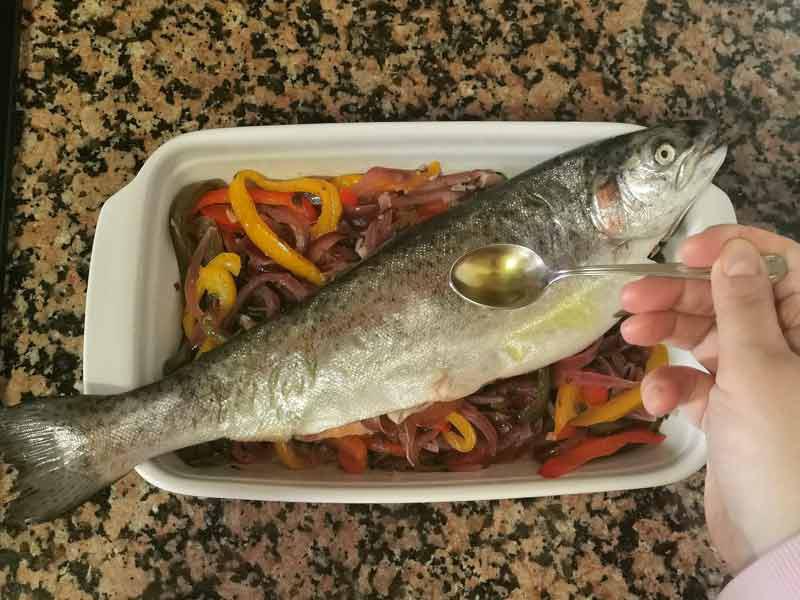 Pon aceite por encima