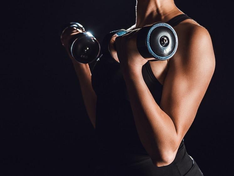 A medida que envejecemos, es fundamental mantenernos activos para garantizar una buena calidad de vida. El deporte no solo nos ayuda a mantenernos en forma físicamente, sino que también tiene beneficios significativos para nuestra salud mental y emocional.