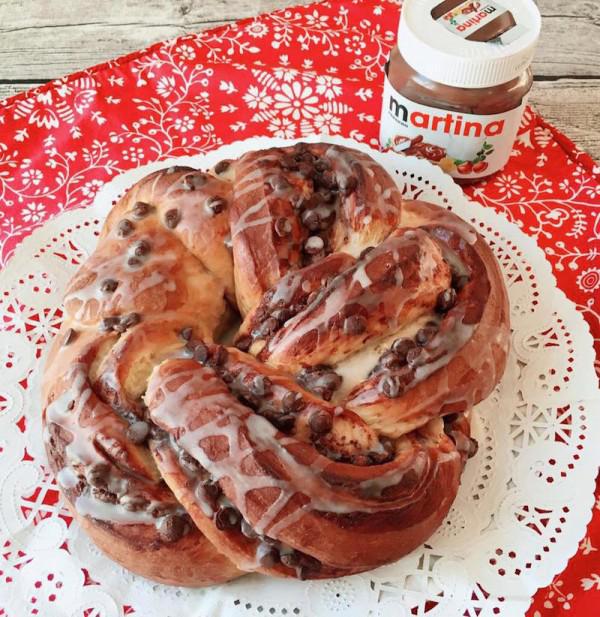 Rosca Trenzada con Nutella y chocolate