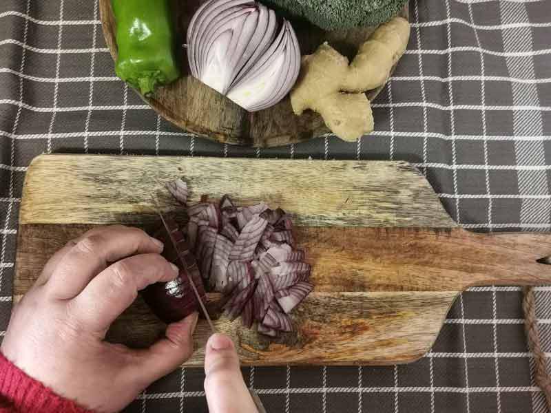 Corta cebolla morada