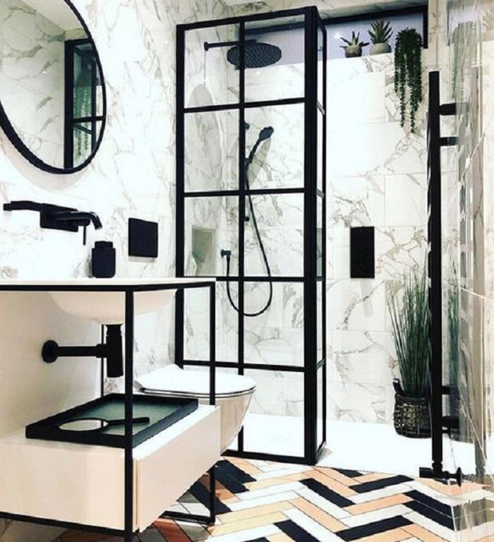 bano-ventanas-negras-estilo-industrial.