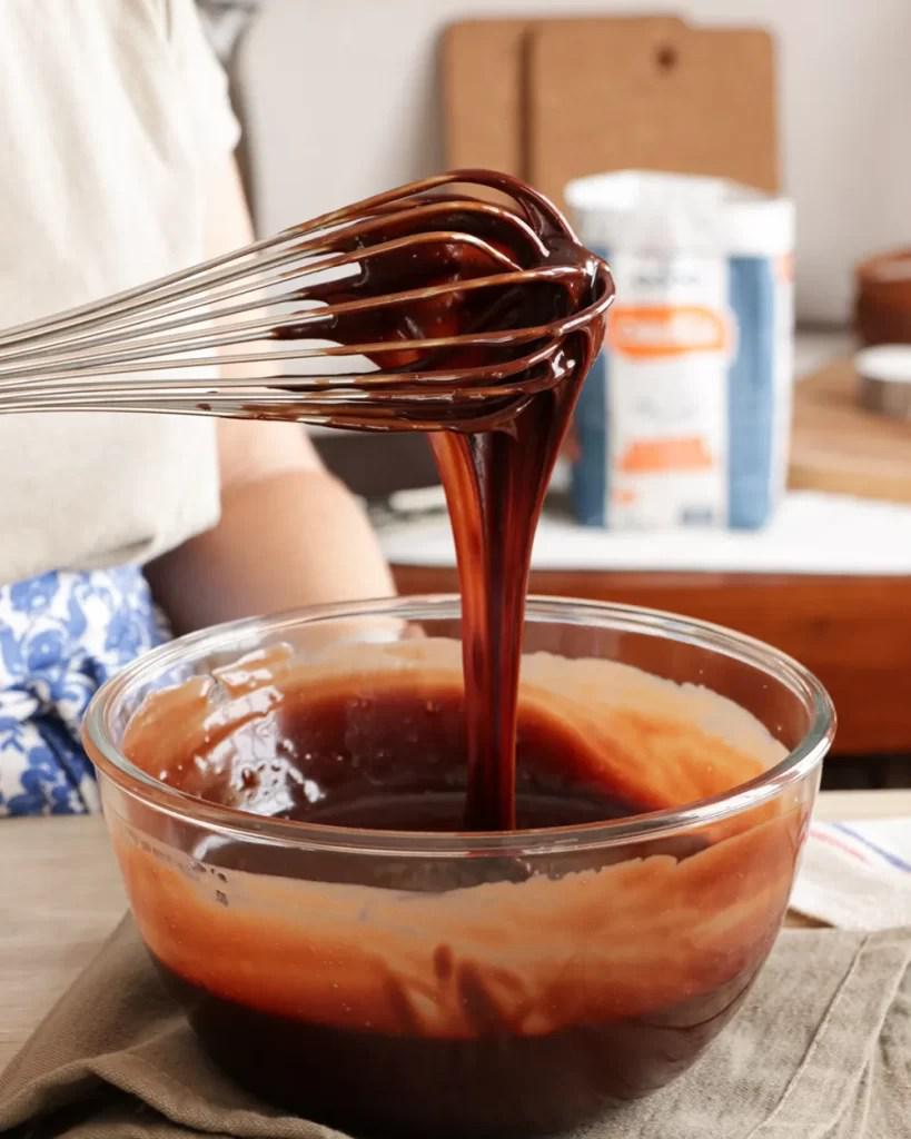 batido huevos y chocolate