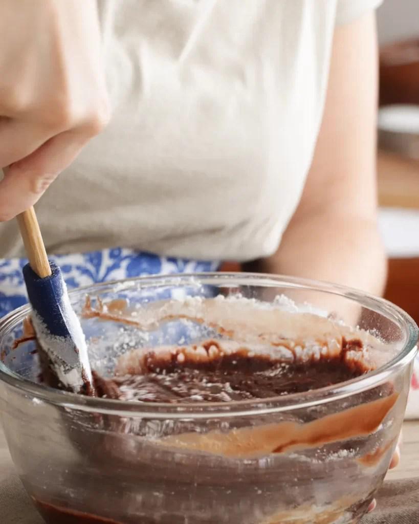 incorporar harina espatula